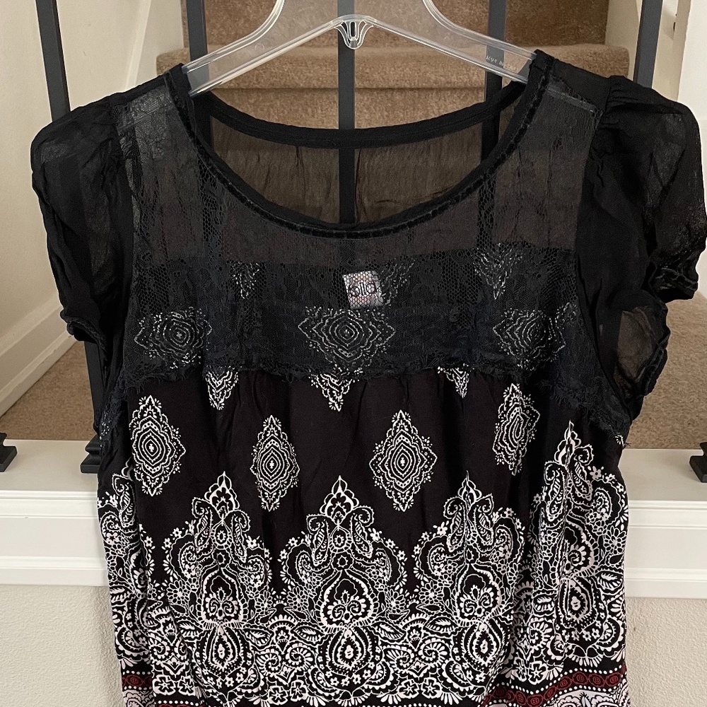 Black rayon with white and maroon